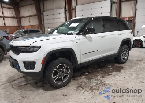 2023 Jeep Grand Cherokee 4Xe Trailhawk z USA, uszkodzony, nr VIN 1C4RJYC65P8807631